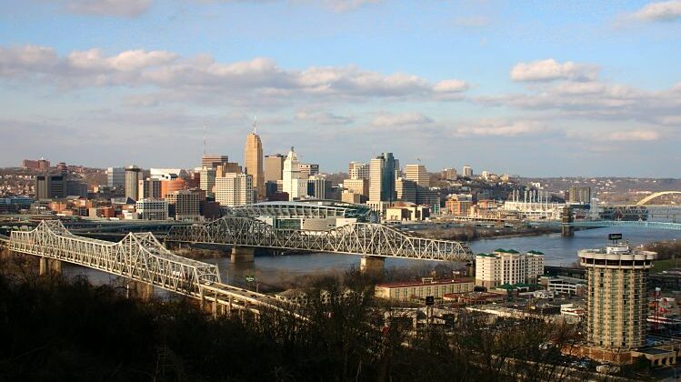 Common IT Problems Cincinnati Businesses Face (And How to Fix Them)